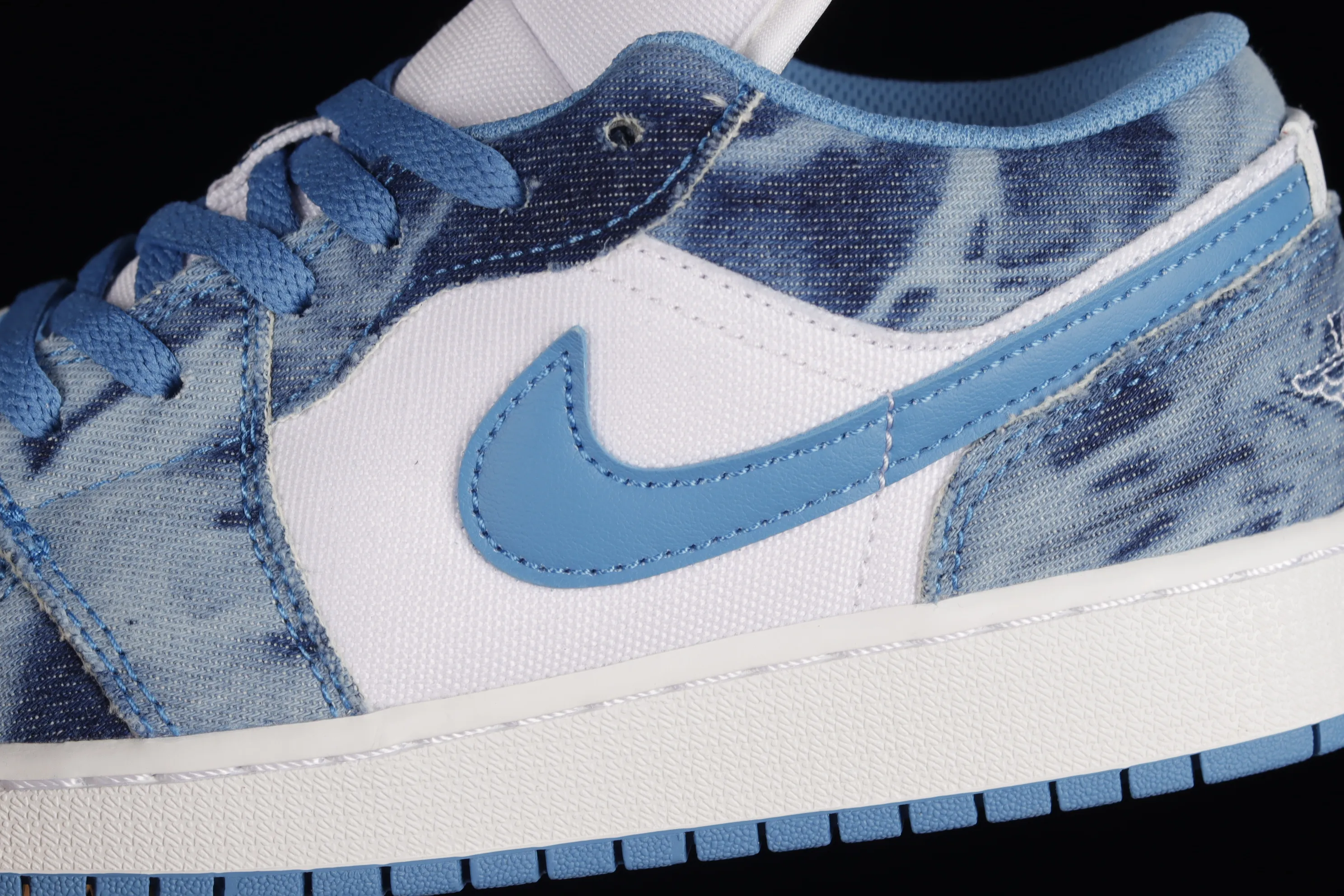 All categories Air Jordan Jordan series basketball shoes Air Jordan 1 Low G version pure original Air Jordan 1 Low "Washed Denim" AJ1 Joe 1 navy washed denim low-top casual sneakers DM8947-100